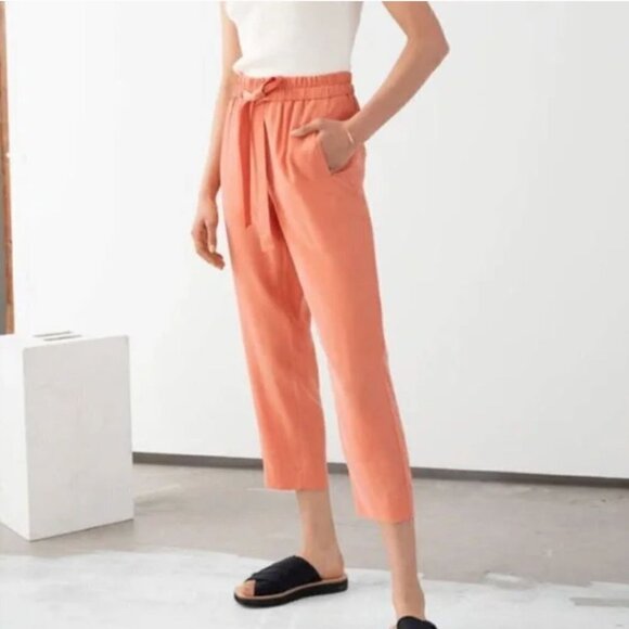 & Other Stories black drawstring paperbag cropped pant size 2 - Picture 2 of 11